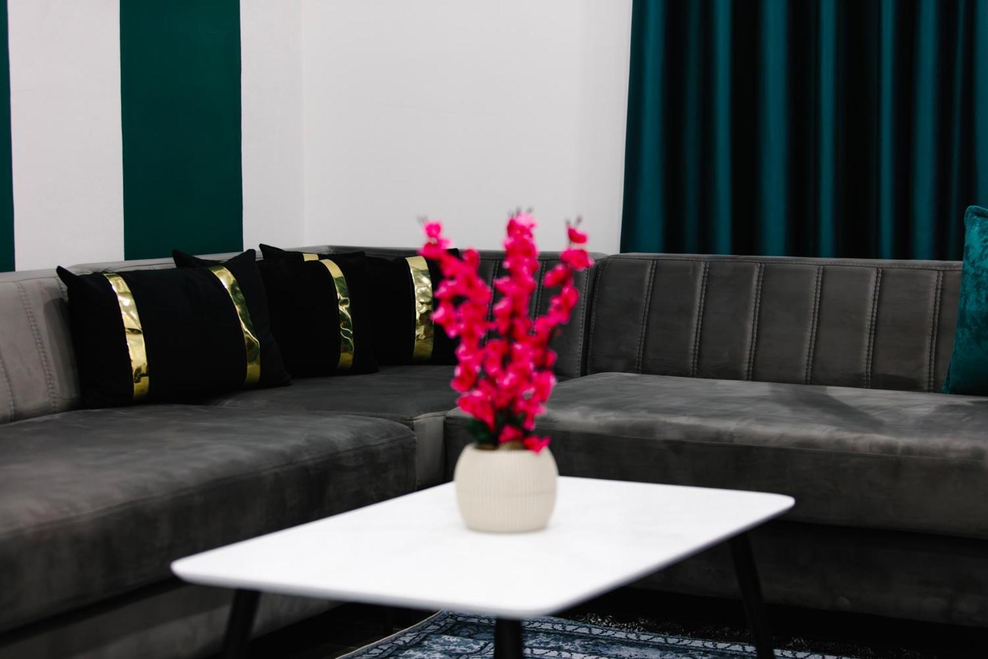 Andor Luxury & Duplex 3* Kryemëdhej