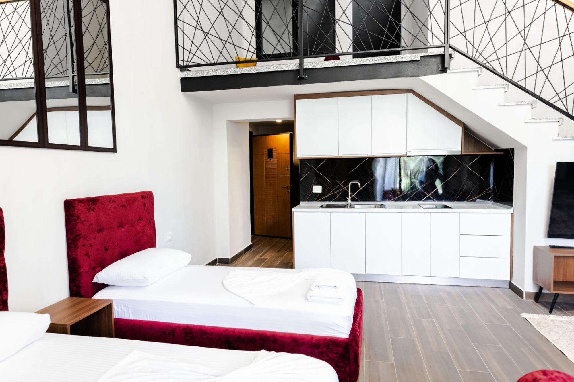 Andor Luxury & Duplex Hotel Kryemëdhej