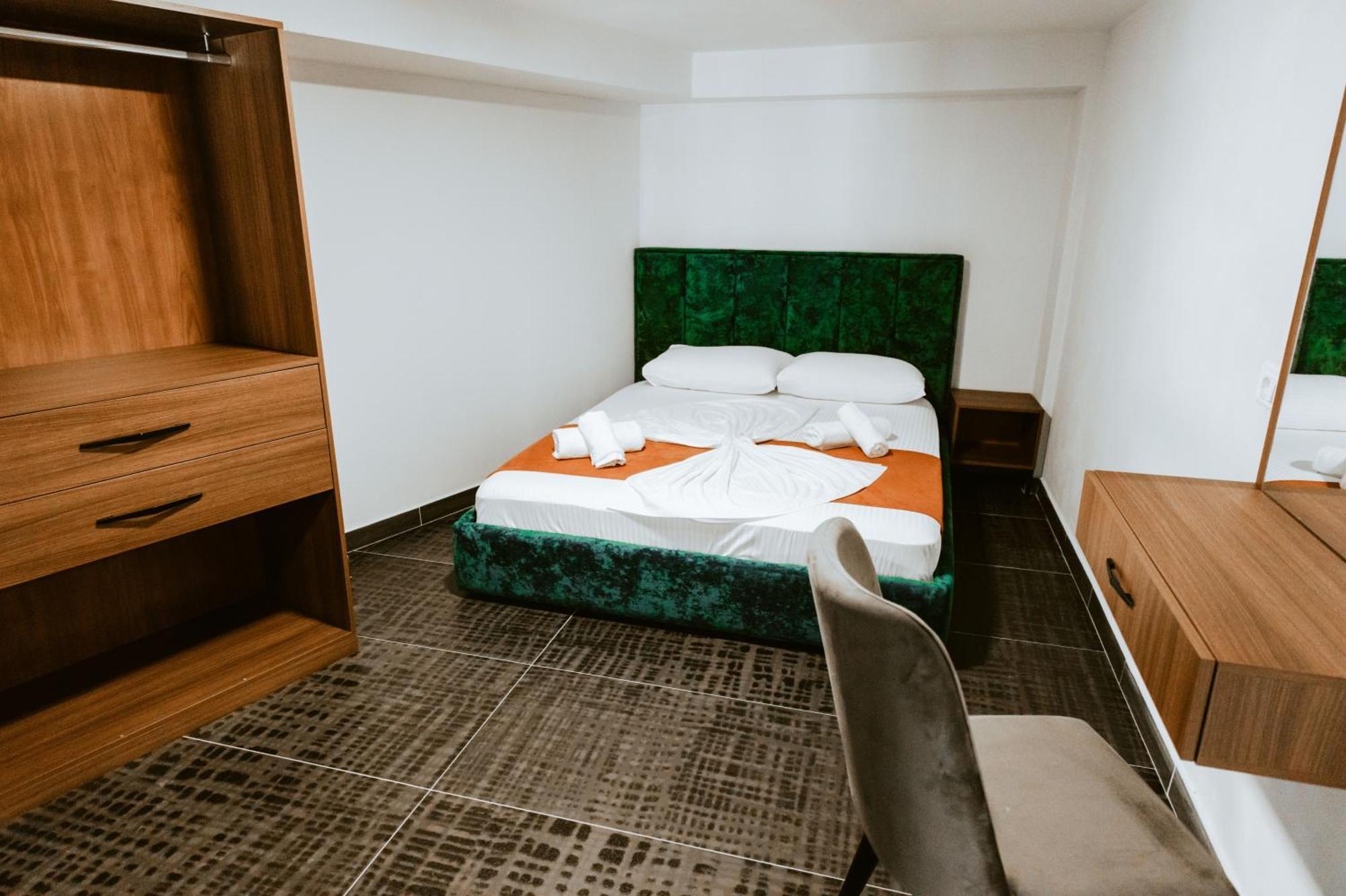 Hotel Andor Luxury & Duplex Kryemëdhej