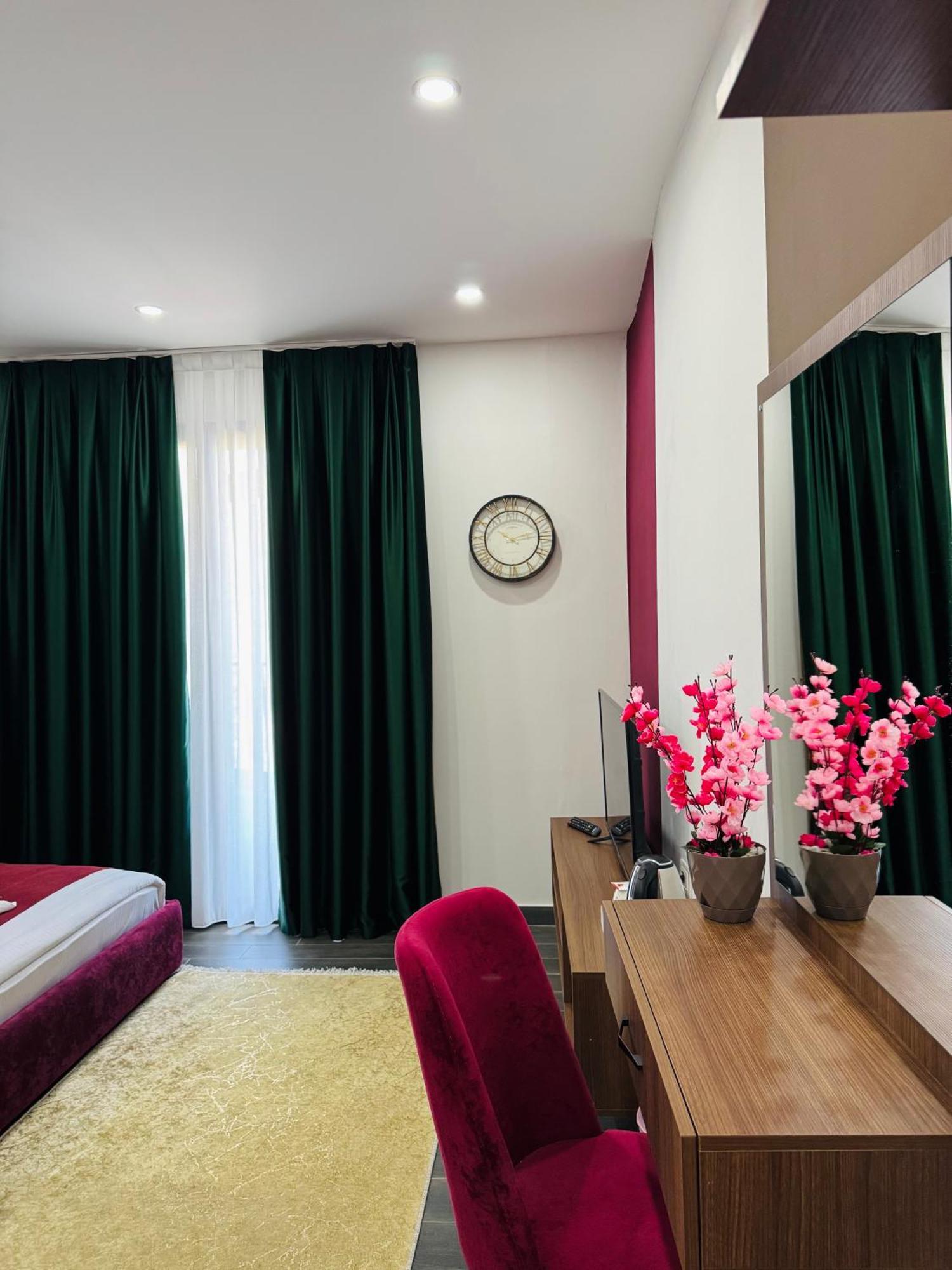 Andor Luxury & Duplex 3*