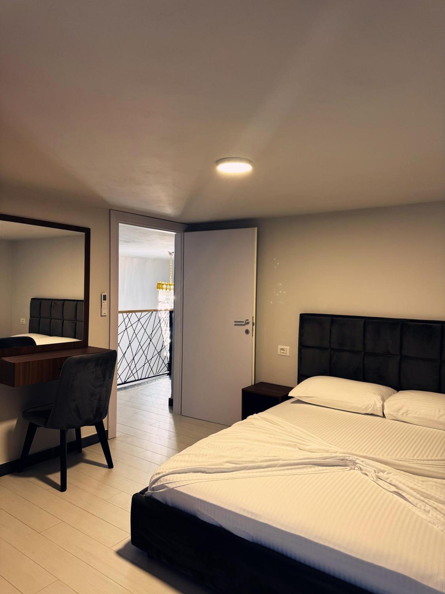 Andor Luxury & Duplex Hotel 3*
